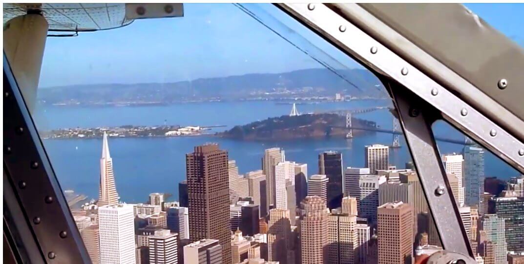 helicopter_aerial_view_of_skyscrapers_san_francisco_bay_area_tours