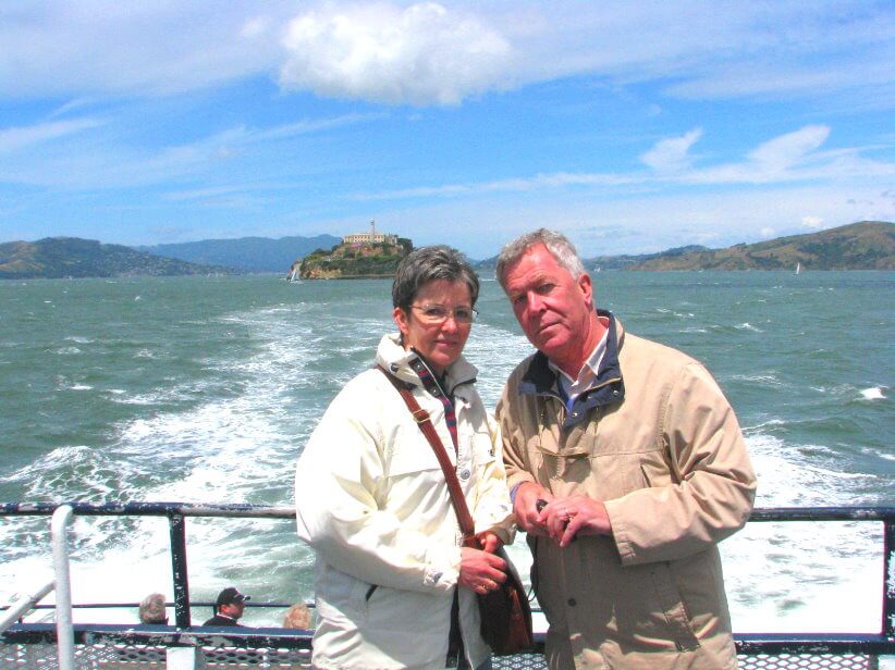 san_francisco_bay_cruises_and_ferry_boat_tours_sailing_around_alcatraz_island
