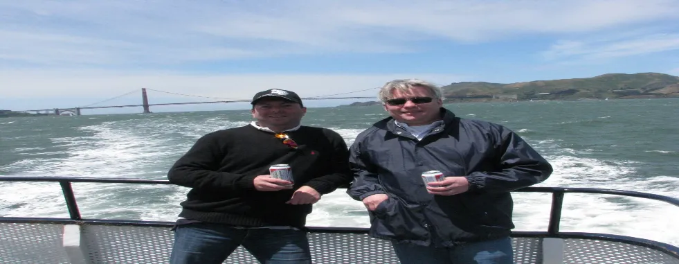 san_francisco_bay_tours_boat_cruises_around_the_bay_under_the_golden_gate_bridge-gallery