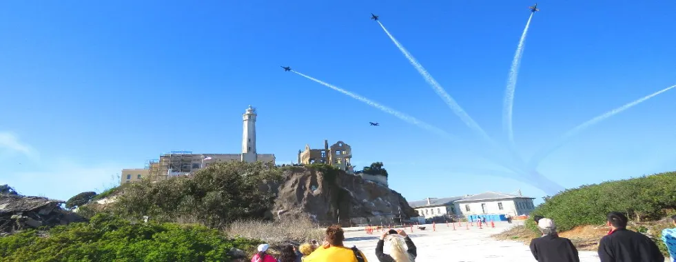 tourists_walking_the_grounds_of_alcatraz_island_visitors_air_show-gallery